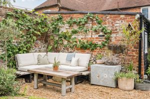 Photo 16- click for photo gallery